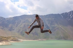 Santiago: Embalse El Yeso med picnic og chilensk kultur