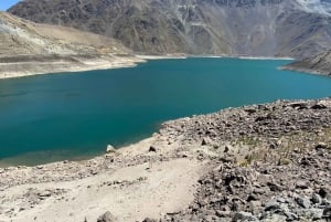 Santiago: Embalse El Yeso med picnic og chilensk kultur