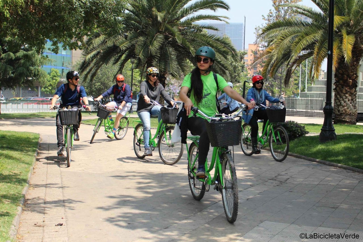 Santiago: Full-Day Bike Sightseeing Tour