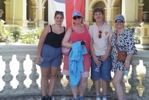 Santiago: Guided Walking Tour of the Historical Old Town