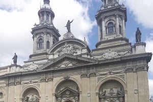 Santiago: Guided Walking Tour of the Historical Old Town