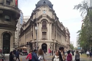 Santiago: Guided Walking Tour of the Historical Old Town