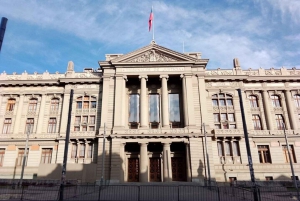 Santiago: Guided Walking Tour of the Historical Old Town