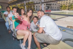 Santiago: Hop-on Hop-off Bus Day Ticket with Audio Guide