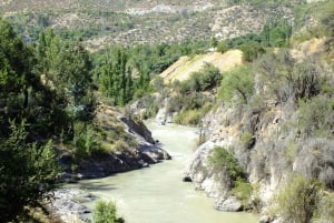 Santiago: Inca Lagoon and Vineyard Visit with Wine Tasting