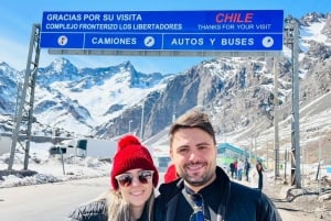 Santiago : Excursion d'une journée à Portillo et Laguna del Inca avec pique-nique