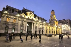 Santiago: Privat bytur med Neruda-museet