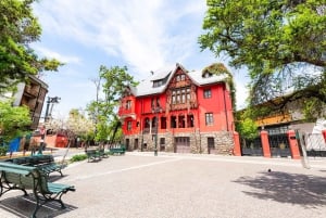 Santiago: Privat bytur med Neruda-museet