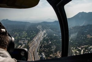 Santiago: Giro in elicottero privato con trasporto in hotel.