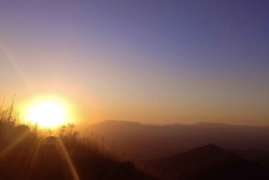 Santiago: Escursione privata alla collina di Manquehue al tramonto