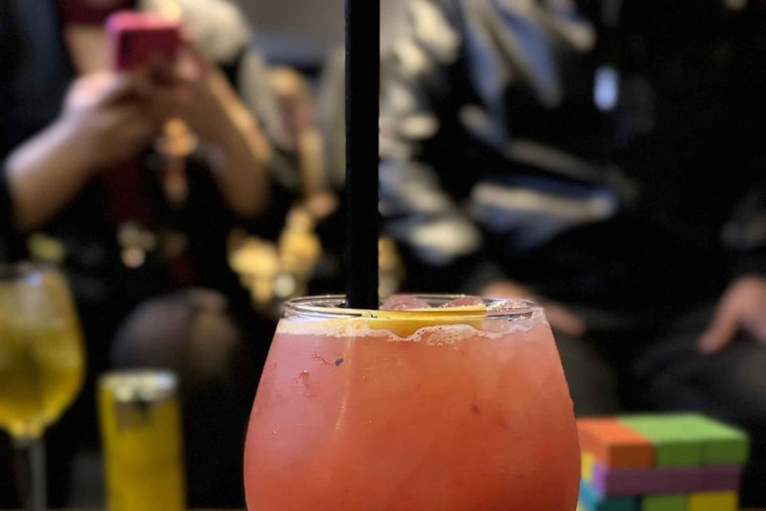 Pub crawl Santiago med limousin