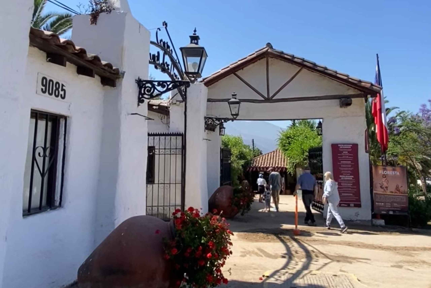 Santiago : Pueblito Los Dominicos et domaine viticole Cousiño Macul