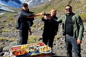 Santiago: pôr do sol na Cordilheira dos Andes com piquenique e brindes.