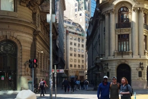 Absolutely Santiago: Top Sights & Country Introduction