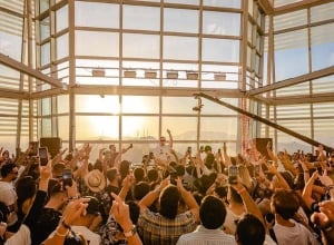 Sky 300 Bar and Coffee