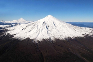 Sneeuwschoenwandelen bij de Villarrica Vulkaanbasis & Waterval