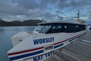 Torres del Paine: Valle Francés y Lago Grey + Camping