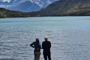 Torres del Paine: Ganztägiger Ausflug Torres del Paine + Milodon-Höhle.
