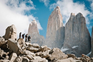 Torres del Paine: W Circuit in Camping (5 days)