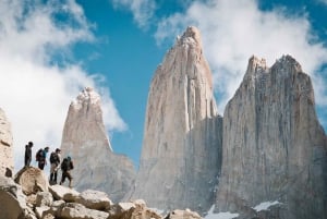 Torres del Paine: Circuito W en Camping (5 días)