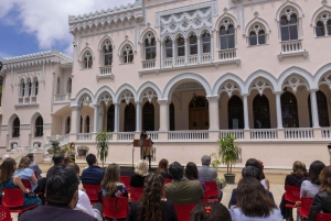 Tour inside museums, palaces, and temples in Viña del Mar
