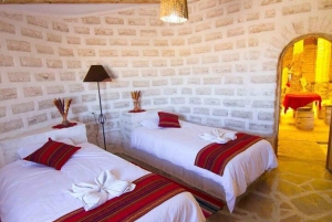 Uyuni: 3-Days Salt Flats and Desert Adventure Tour with Food