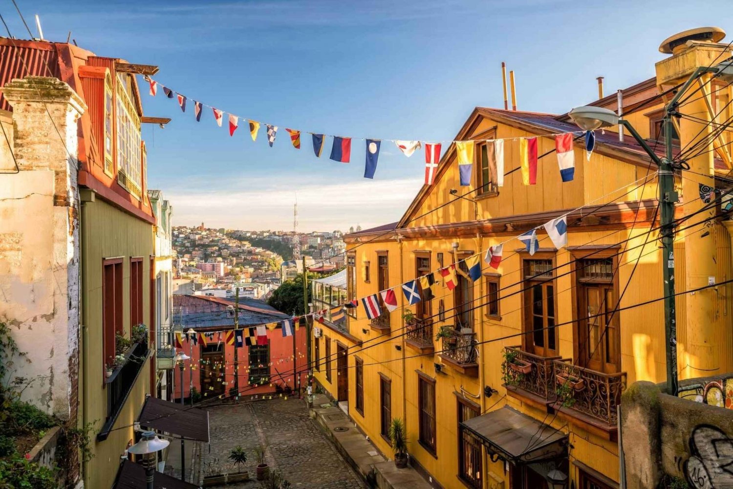 Valparaíso: Tour guiado a pie con paseos en ascensor