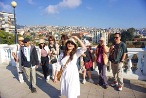 Valparaíso: Historical Walking Tour with Local Guide