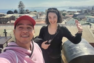 Valparaíso: LGBTour with Funicular Ride