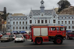 Valparaiso: Street Art, Funiculars, and Port City Tour