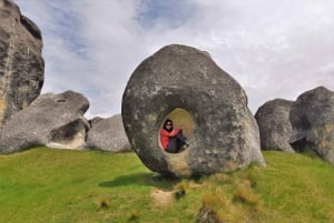 Christchurch: Castle Hill Rocks & Inland Canterbury Tour