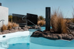 Jet Boat and Hot Pools Day Tour from Christchurch