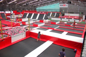 Mega Air Trampoline Arena