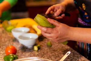 10 sabores colombianos na aula de culinária de Cartagena