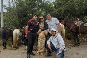 Ridning 2 timer + privat transport + bilder og videoer + gave til de 5 første som bestiller.