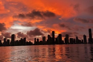 2-hour tour in Cartagena Sunset View in party boat