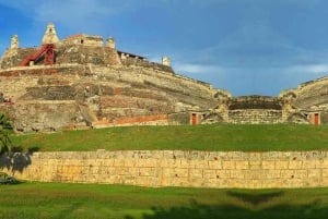 3 destinos en 1: Tour a Cartagena, Baru y Barranquilla desde Santa Marta
