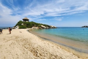 8-day tour along the coast (Santa Marta, Tayrona, Cartagena, and Barranquilla)