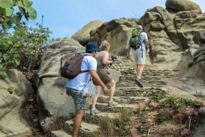 8-day tour along the coast (Santa Marta, Tayrona, Cartagena, and Barranquilla)