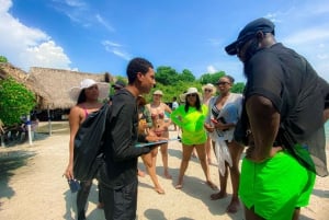 La légendaire fête en bateau de Carthagène : journée complète à Cholón