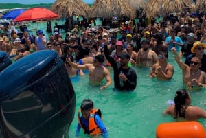 La légendaire fête en bateau de Carthagène : journée complète à Cholón