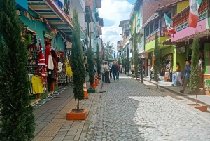 Adventure to Guatapé and El Peñón – small group from Medellín