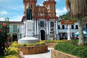 Adventure to Guatapé and El Peñón – small group from Medellín