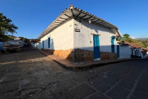 バリチャラの建築ツアー：街並みから歴史を発見する