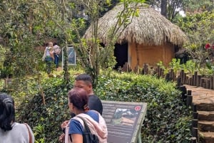 Visite à pied d'Arví