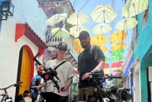 CARTAGENA: GIRO IN BICICLETTA CON PRANZO NEL POSTO PREFERITO DI BOURDAIN