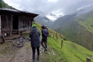 Cykeltur, Ruta de los Andes: Från kaffehuvudstaden till toppen av páramo