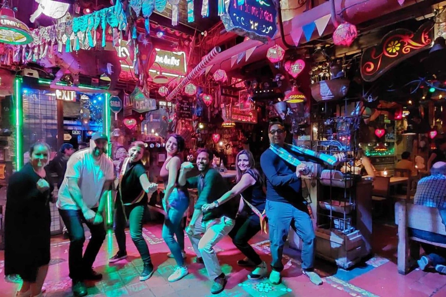 Bogotá: Andres Carne de Res Chia nattelivopplevelse