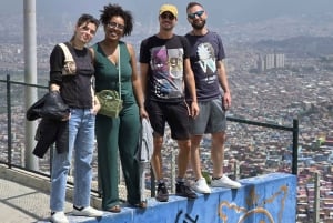 Bogotá: kabelbaan naar de grootste sloppenwijk in Bogotá: El Paraiso