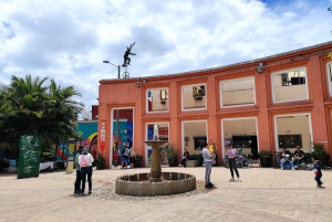 Bogotá: Visita a la Candelaria con Taller de Cacao y Café